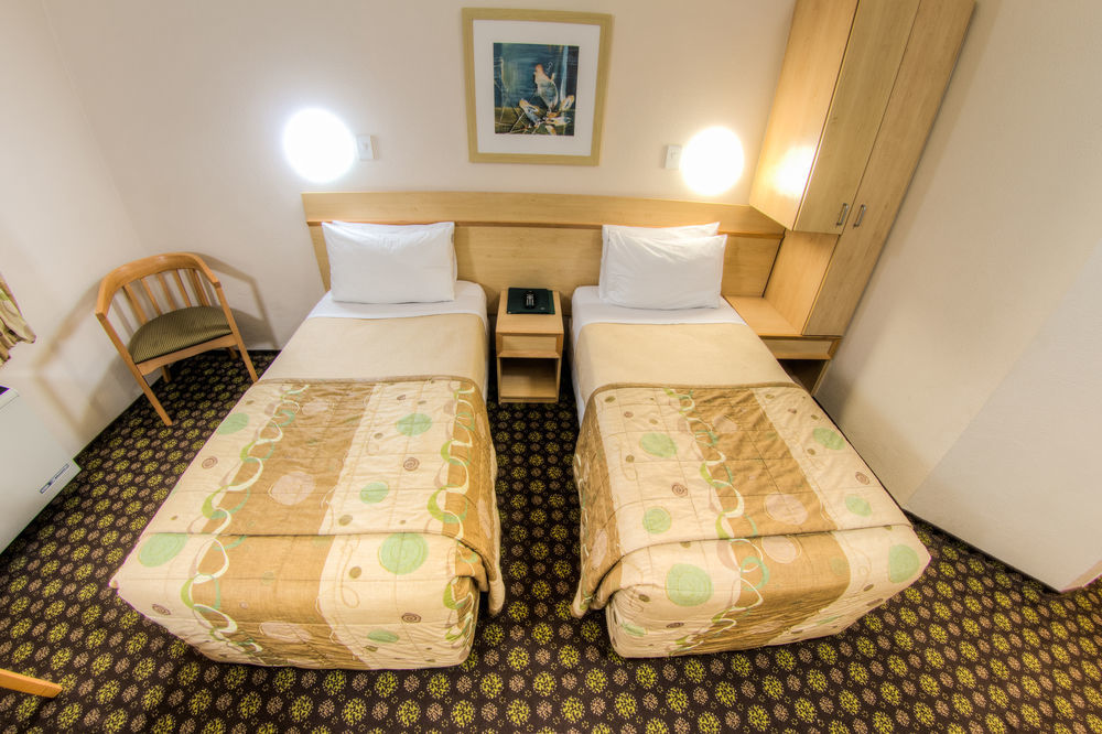 דורבן Road Lodge Umhlanga Ridge מראה חיצוני תמונה